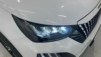 Peugeot 2008 1.2 130ch S&S Allure EAT8 — photo 17