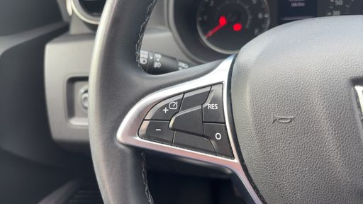 Dacia Duster 1.5 dCi 110 - Prestige – 2018 – 131046 km – Diesel – Boîte Manuelle — photo 8