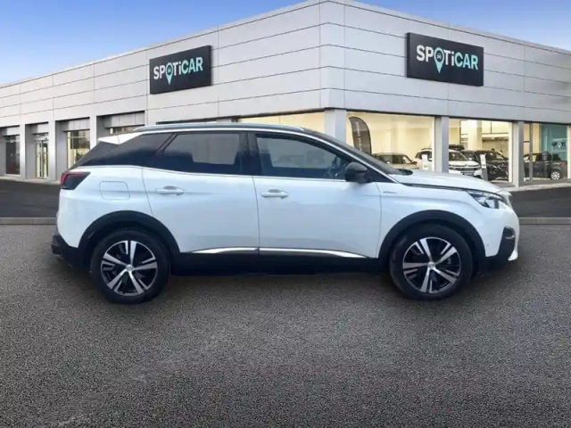 Peugeot 3008 hybrid 225 e-eat8 — photo 4