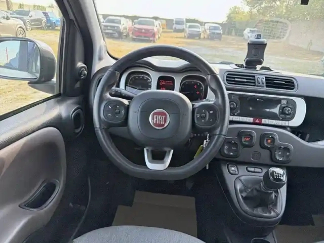 Fiat Panda 0.9 85 ch twinair s&amp;s 4x4 — photo 9