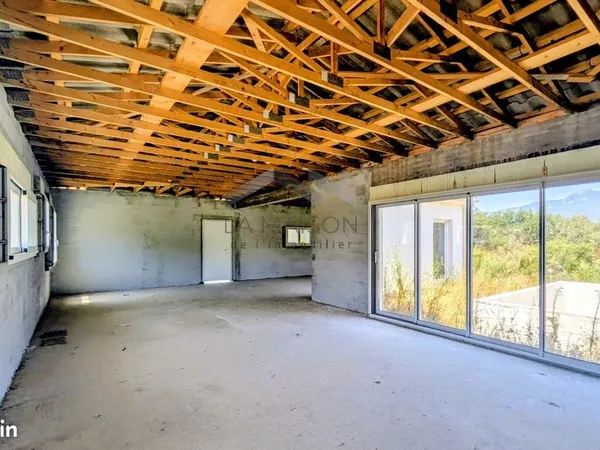 Maison 5 pièces 97 m²