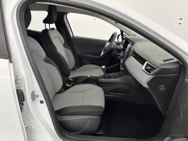 Renault Clio tce 90 — photo 28