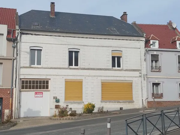 Maison de ville à rénover - Fort potentiel - Ailly-sur-Noye