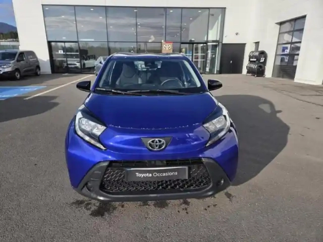 Toyota Aygo x 1.0 vvt-i 72ch dynamic my23 — photo 2