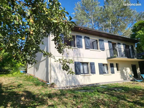 Maison 8 pièces 172 m²