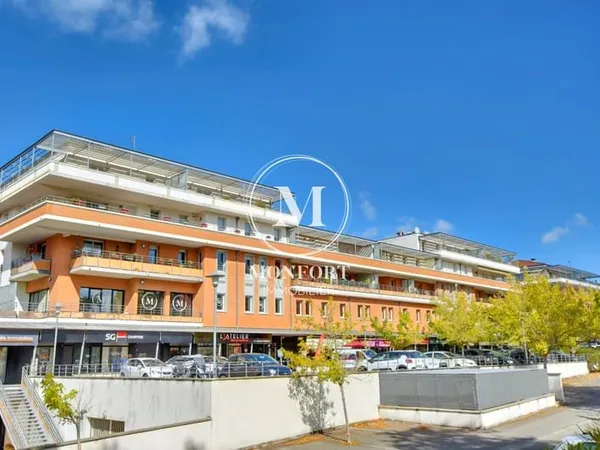 Local de 175 m2 au coeur de L'Union