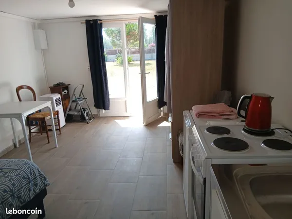 Loue studio 25m2