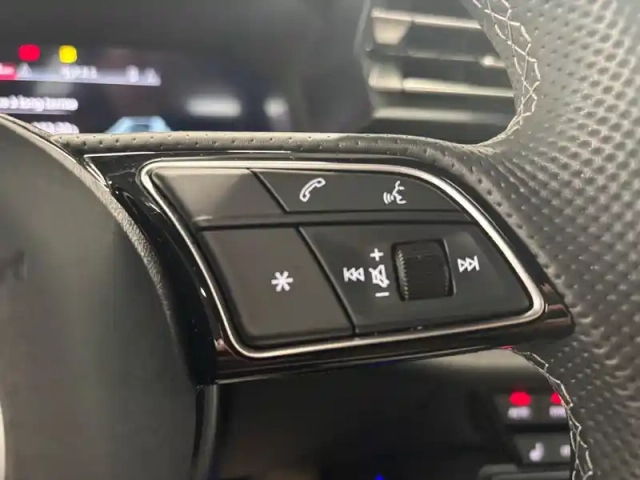 Audi A3 allstreet tfsi mild hybrid 150 s tronic 7 — photo 12