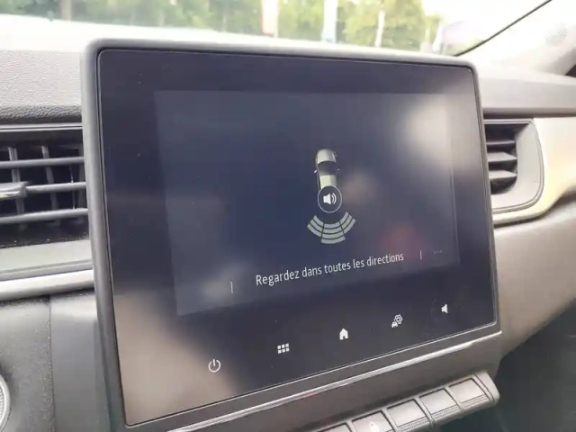 Renault Captur tce 90 — photo 19