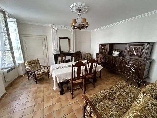 Maison 7 pièces 160 m²