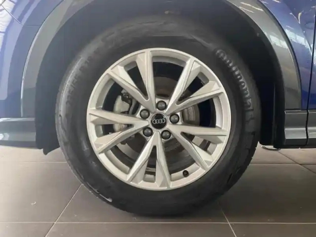 Audi Q3 sportback 35 tfsi 150ch s line plus s tronic 7 — photo 9