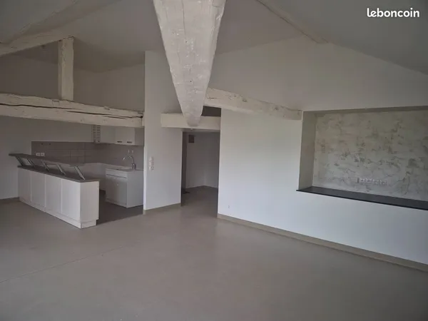 Bel Appartement Lumineux & Calme avec Balcon & Vue Dégagée 88m²