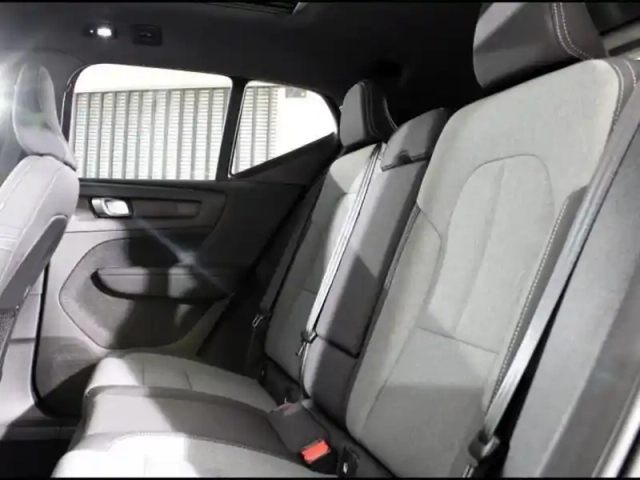 Volvo Xc40 t4 recharge 129 + 82ch plus dct 7 — photo 42