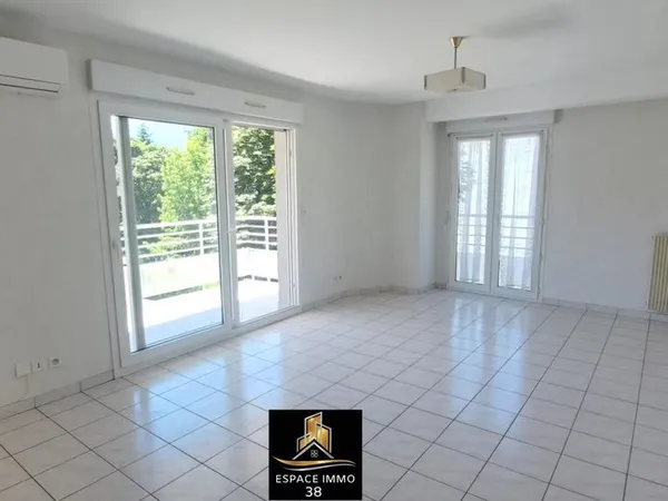 Appartement 4 pièces 82 m²