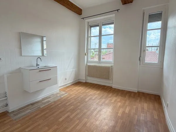 Cabinet à louer Lyon 4 - Croix-Rousse - 18 m² - Psychologue / paramédical