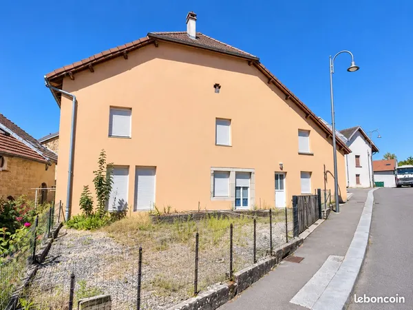 Maison 7 pièces 437 m²