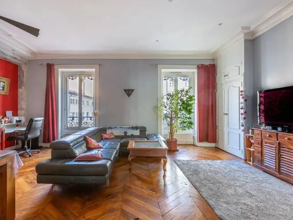 Appartement 3 pièces 104 m²