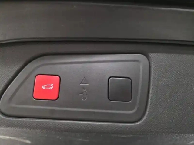 Citroën C5 Aircross bluehdi 130ch s&amp;s shine eat8 — photo 9