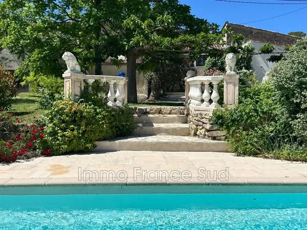 Villa 4 pièces 100 m²