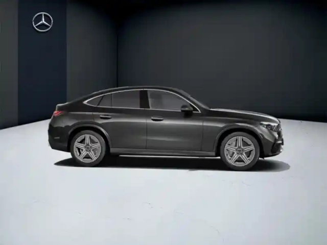 Mercedes Glc coupé 300 de 4matic amg li — photo 18