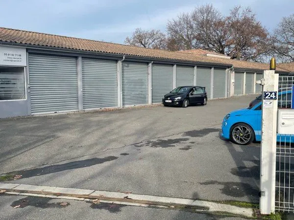 Stockage Location Fonbeauzard  28m² 250€