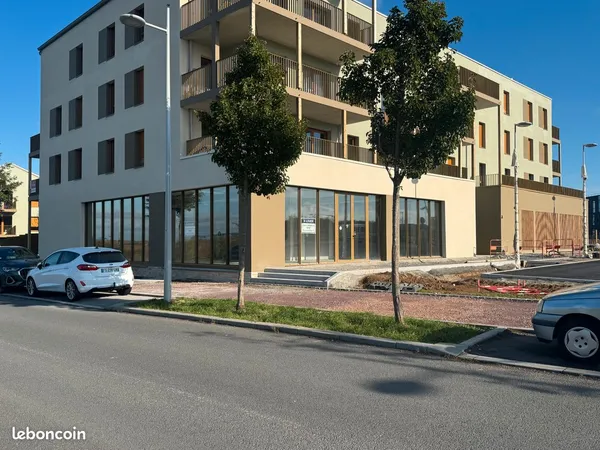 Local commercial 188 m2 epron