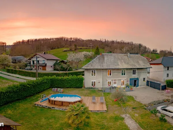 Maison 130 m² rénovée + jardin + piscine - Entrelacs (Albens)