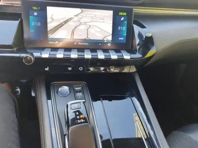 Peugeot 508 hybrid 225 e-eat8 gt — photo 11