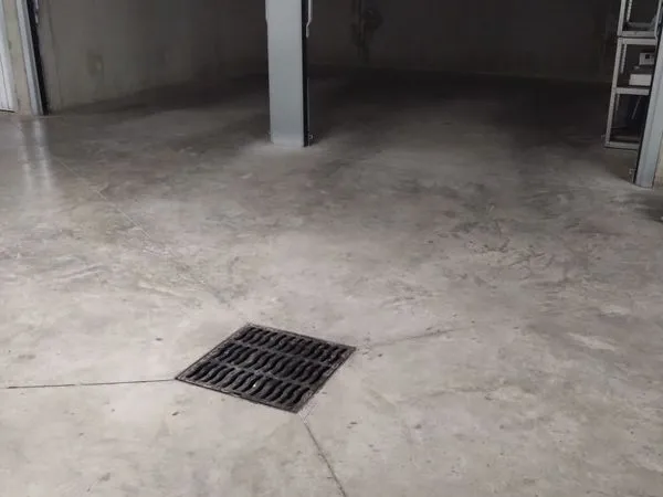 VENTE DOUBLE GARAGE À BRON 29,10 m2