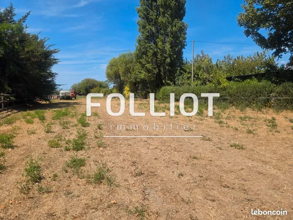 Terrain 3260 m² BRICQUEVILLE SUR MER