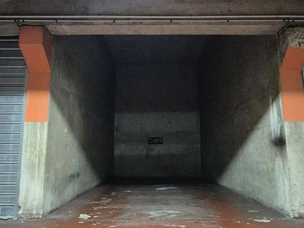Parking 13 m²