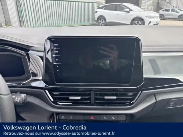 Volkswagen T-Roc cabriolet 1.5 tsi evo2 150ch r-line dsg7 — photo 8