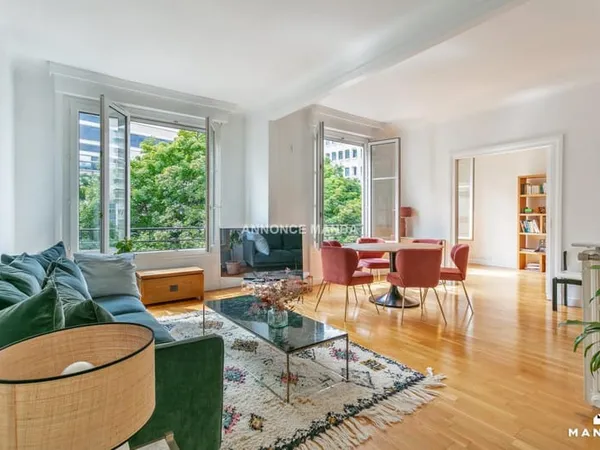 Appartement Location Paris 3p 70m² 2643€