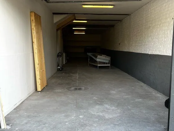 Loue local de stockage Touques 125m2