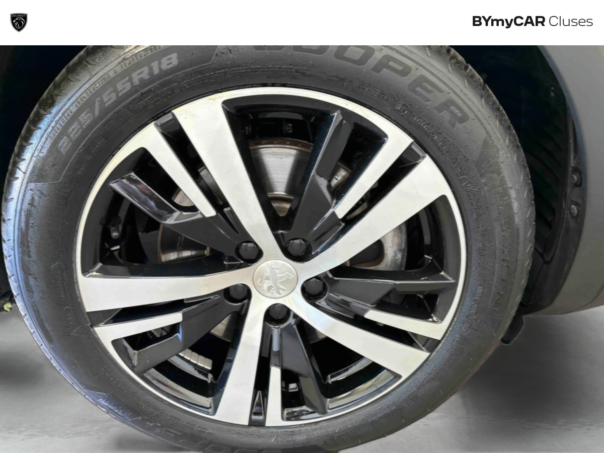 Peugeot 3008 Hybrid 225 e-EAT8 — photo 26