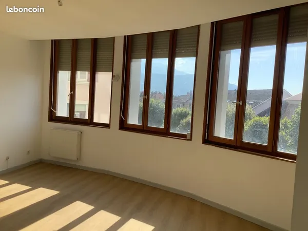 Appartement 4 pièces centre Voiron