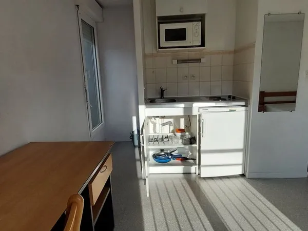 Studio Rouen pour étudiant quartier gendarmerie CHU
