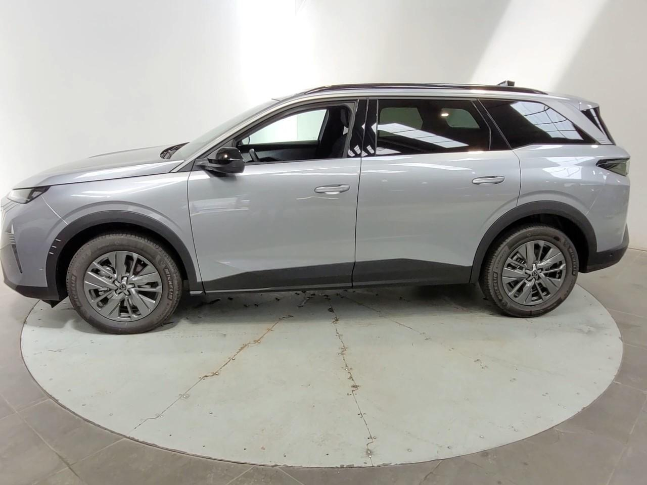 Peugeot 5008 hybrid 145 ch e-dcs6 allure — photo 2