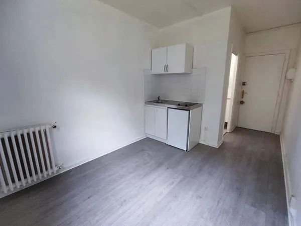Studette 1 pièce 14 m²
