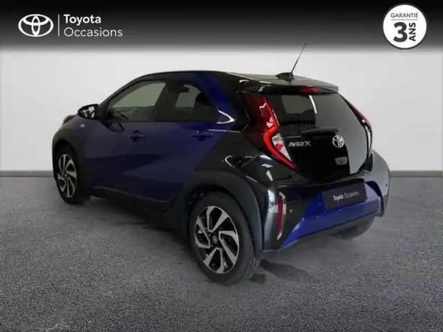 Toyota Aygo X 1.0 vvt-i 72ch design my24 — photo 2