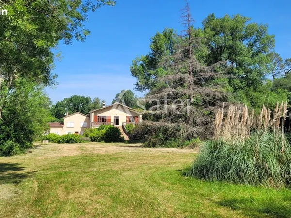 Propriété 290 m² Castres