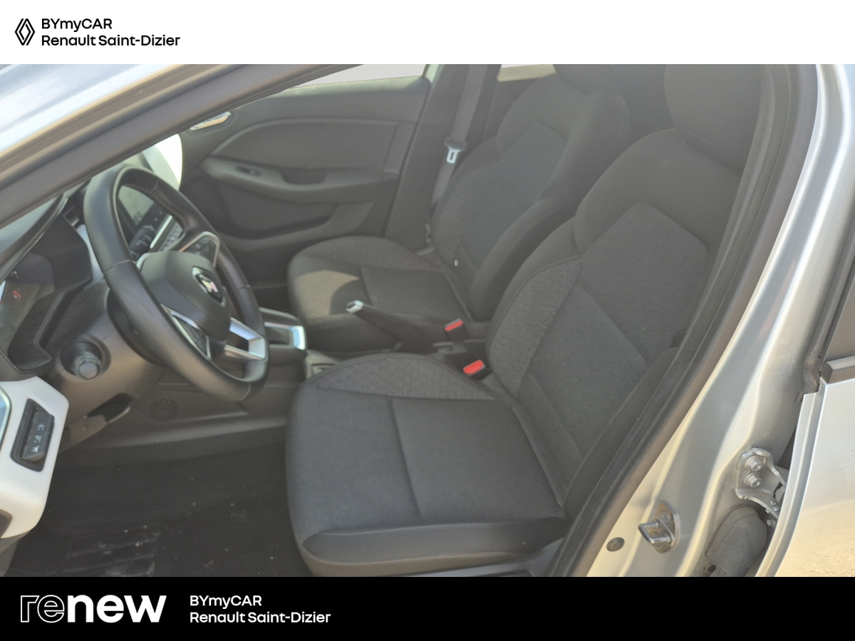Renault Clio TCe 90 X-Tronic — photo 11