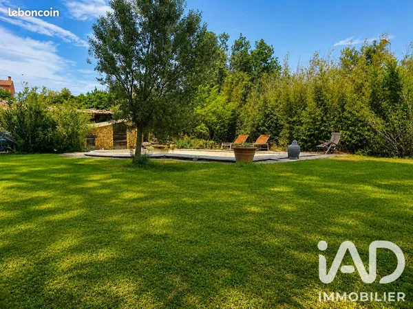 Terrain 401 m² Salon-de-Provence