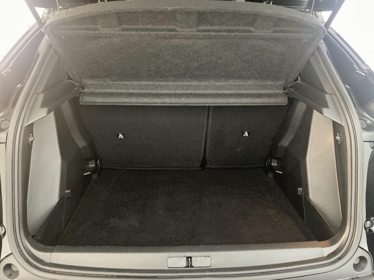 Peugeot 2008 hybrid 145 ch e-dcs6 allure — photo 6