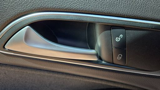 Mercedes Classe A 1.5 160 CDI 90 - Inspiration – 2018 – 103410 km – Diesel – Boîte Manuelle — photo 7