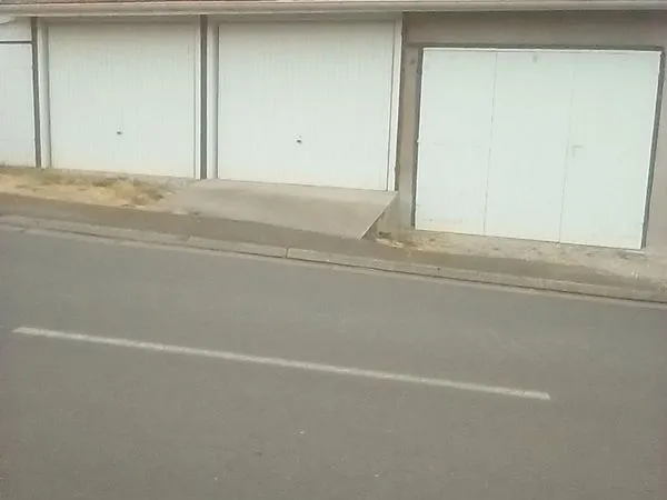 Stationnement Location Vaucouleurs 40€