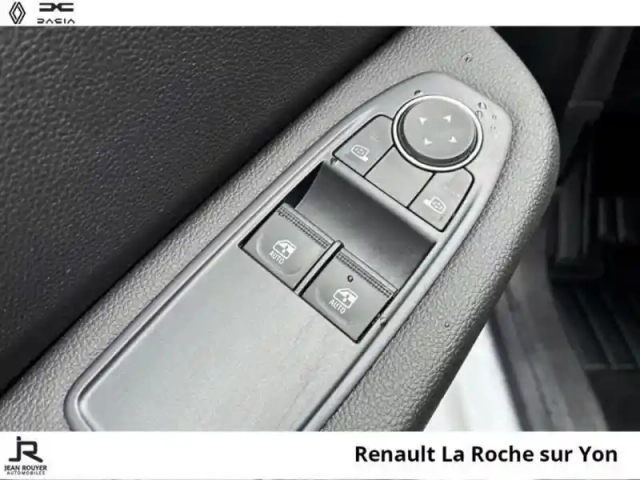 Renault Clio 1.0 tce 100ch business gpl -21n — photo 7
