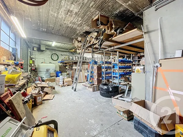 Local 202 m²