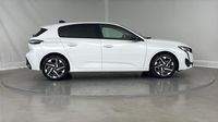 Peugeot 308 1.2 Hybrid 136ch Allure e-DCS6 — photo 4
