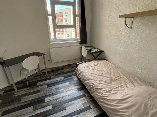 Studio 12.75m2